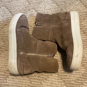 J slides furry sneakers